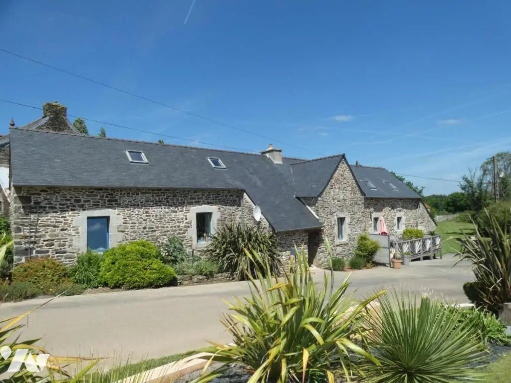 Maison à vendre, 173m², Le Cloître-Pleyben