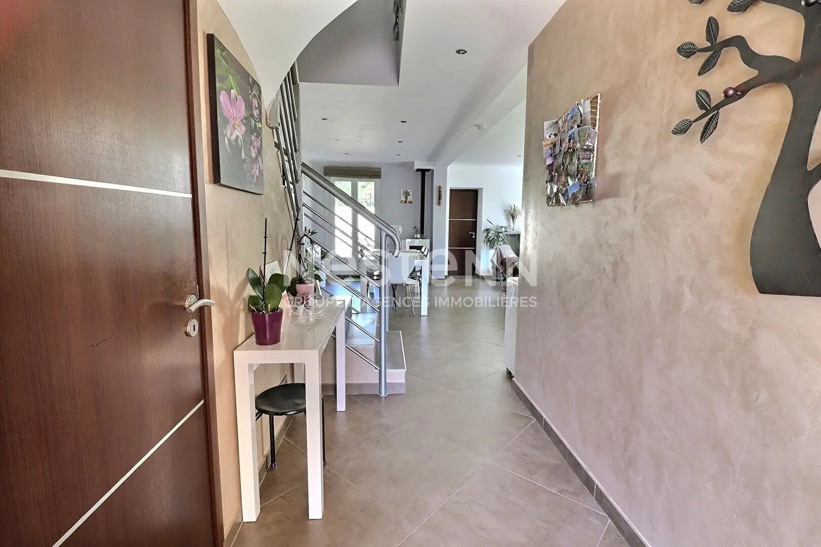 Maison à vendre, 150m², Mimet