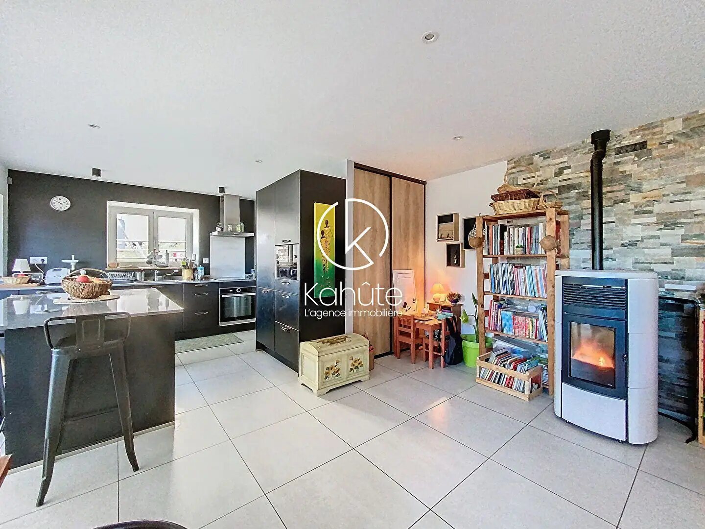 Maison à vendre, 143m², Villechenève