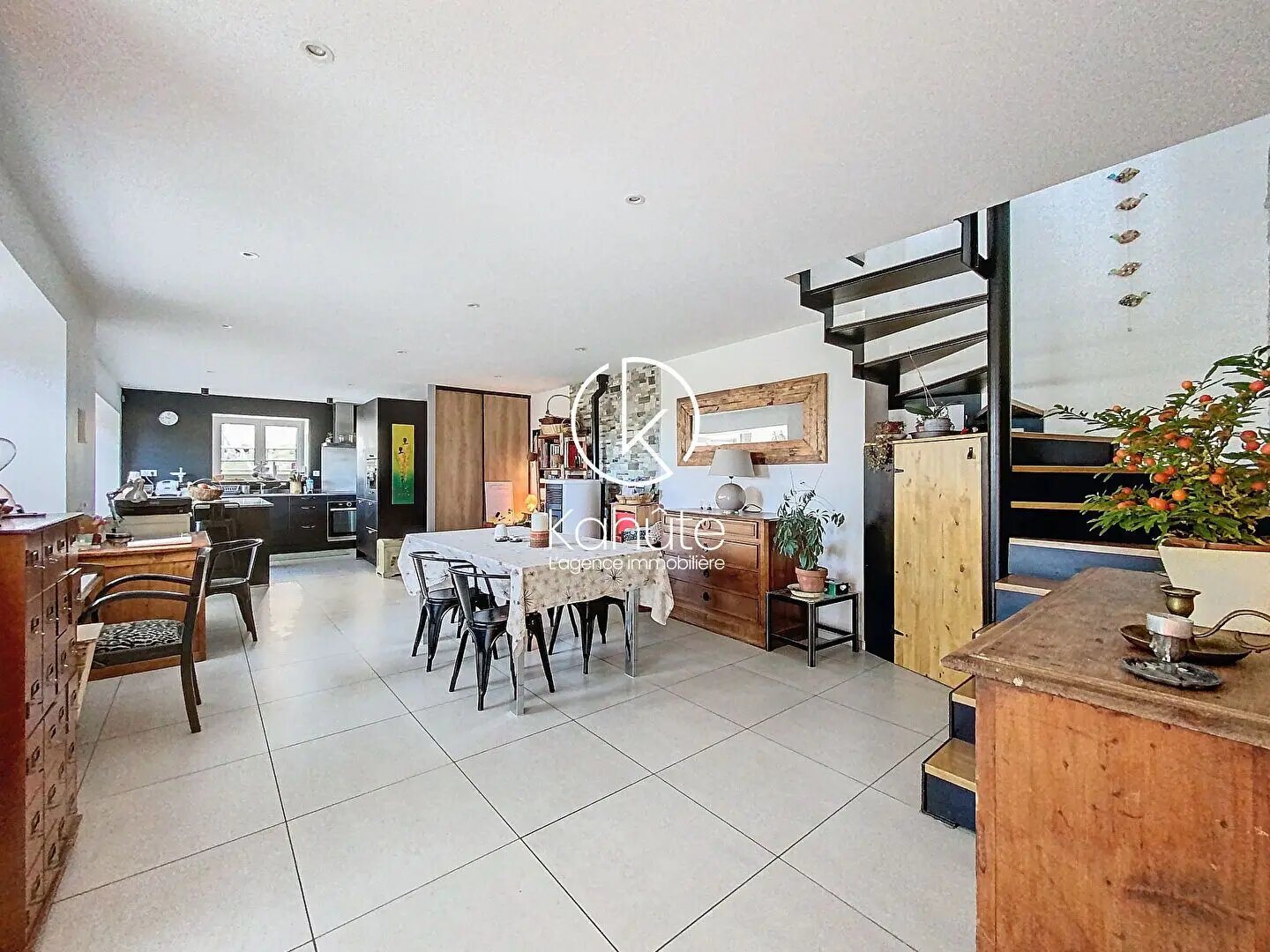Maison à vendre, 143m², Villechenève