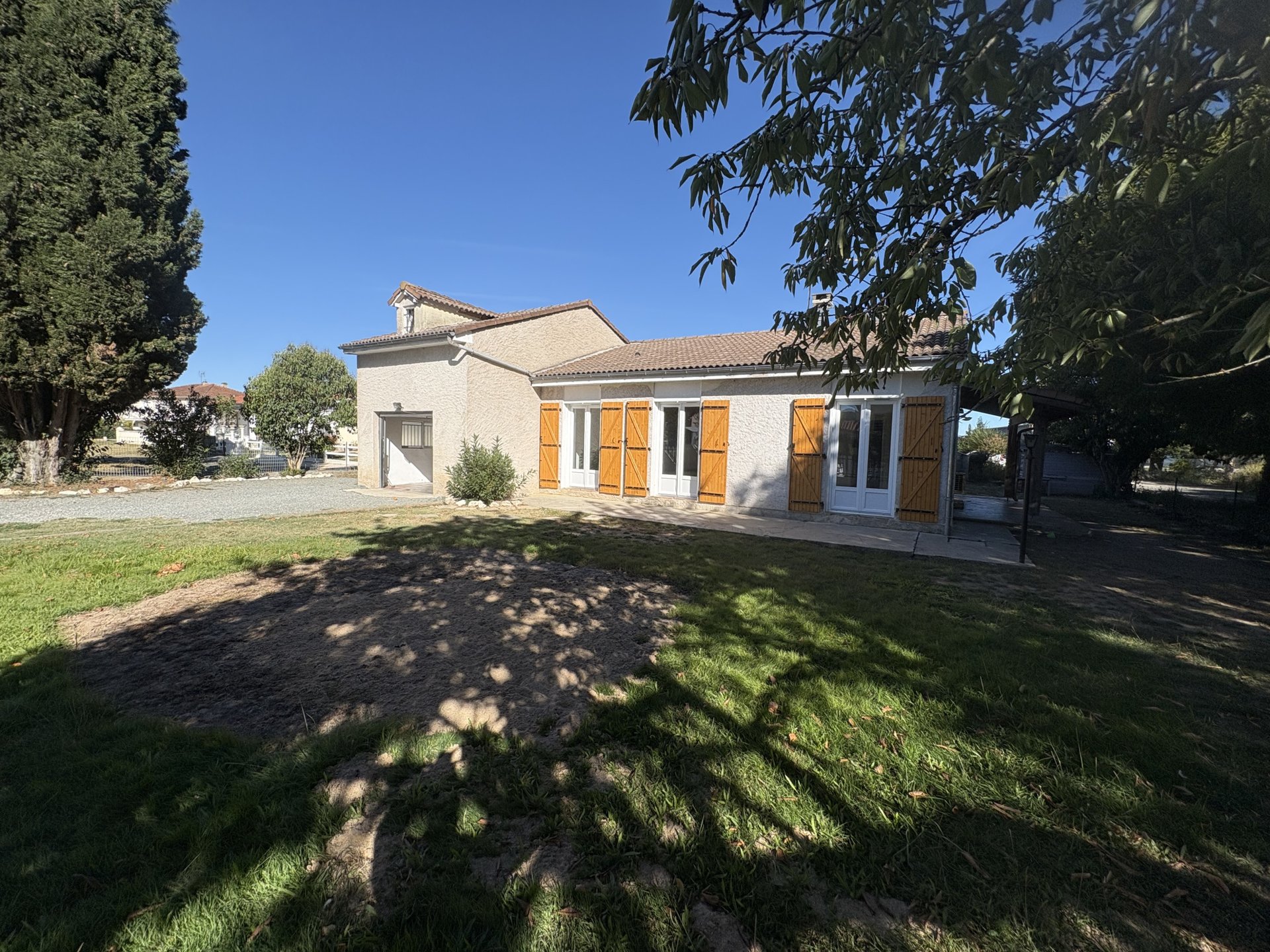 Maison à vendre, 73m², Sainte-Livrade-sur-Lot