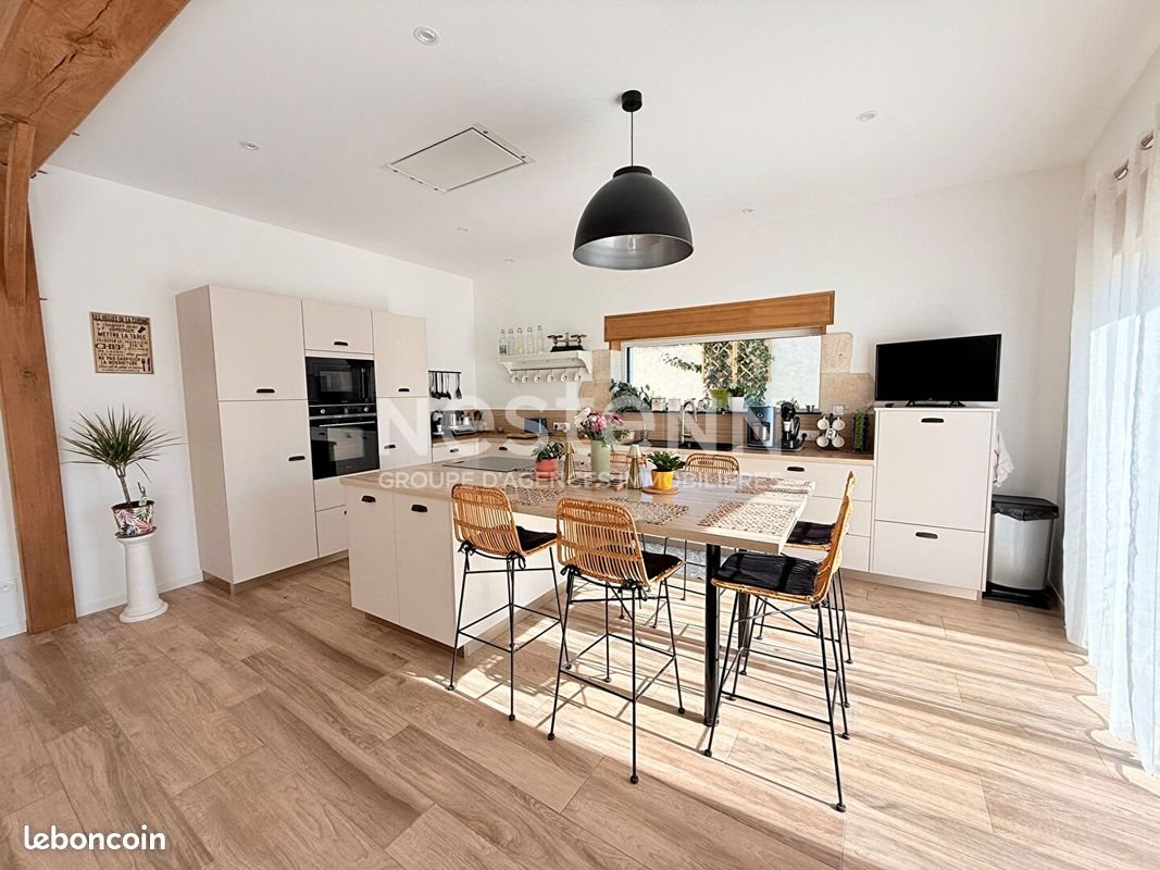Maison à vendre, 177m², Doué-en-Anjou