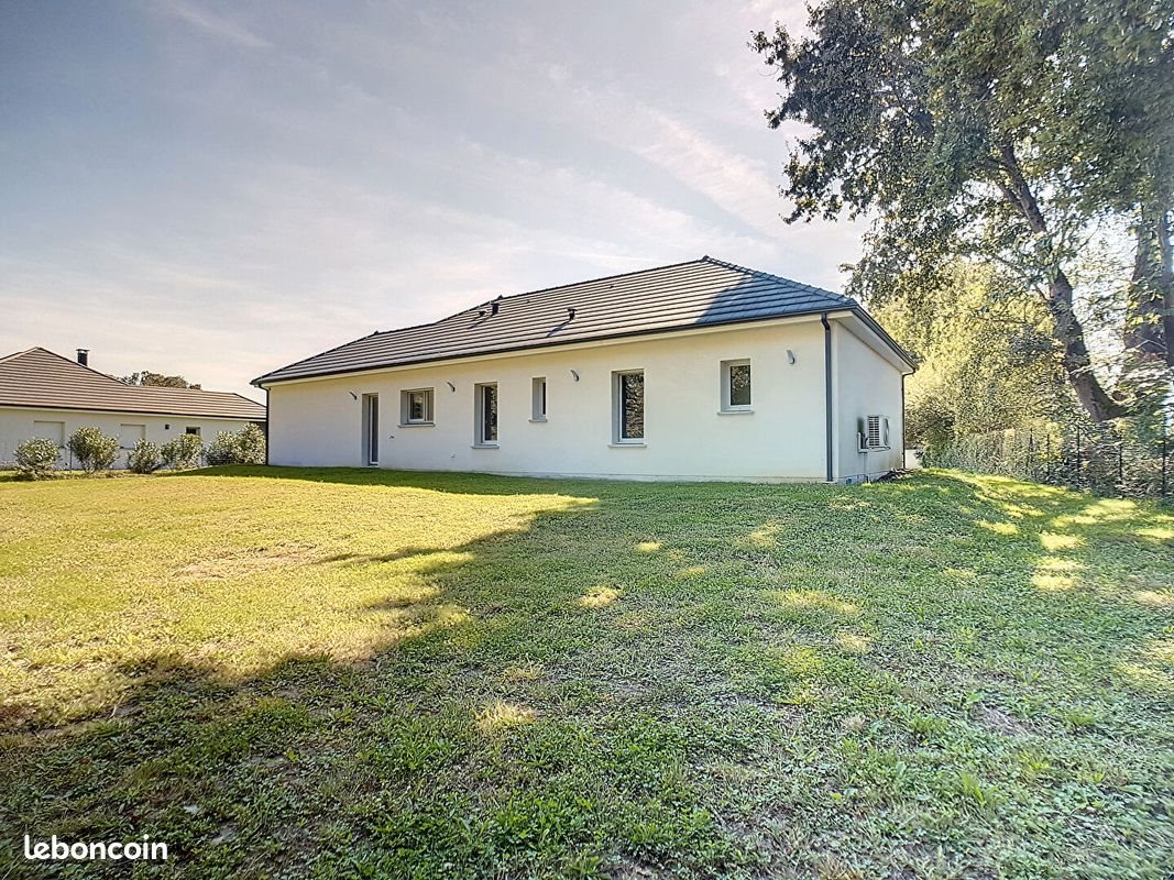 Maison à louer, 114m², Sendets