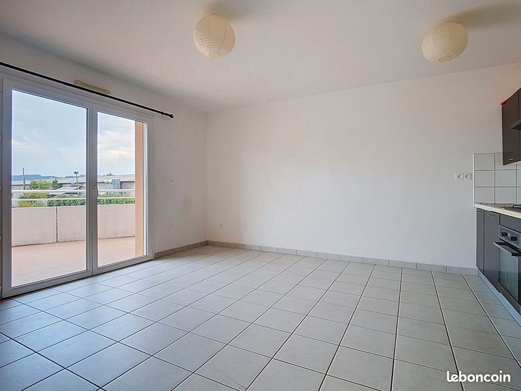 Appartement à louer, 46m², Lescar
