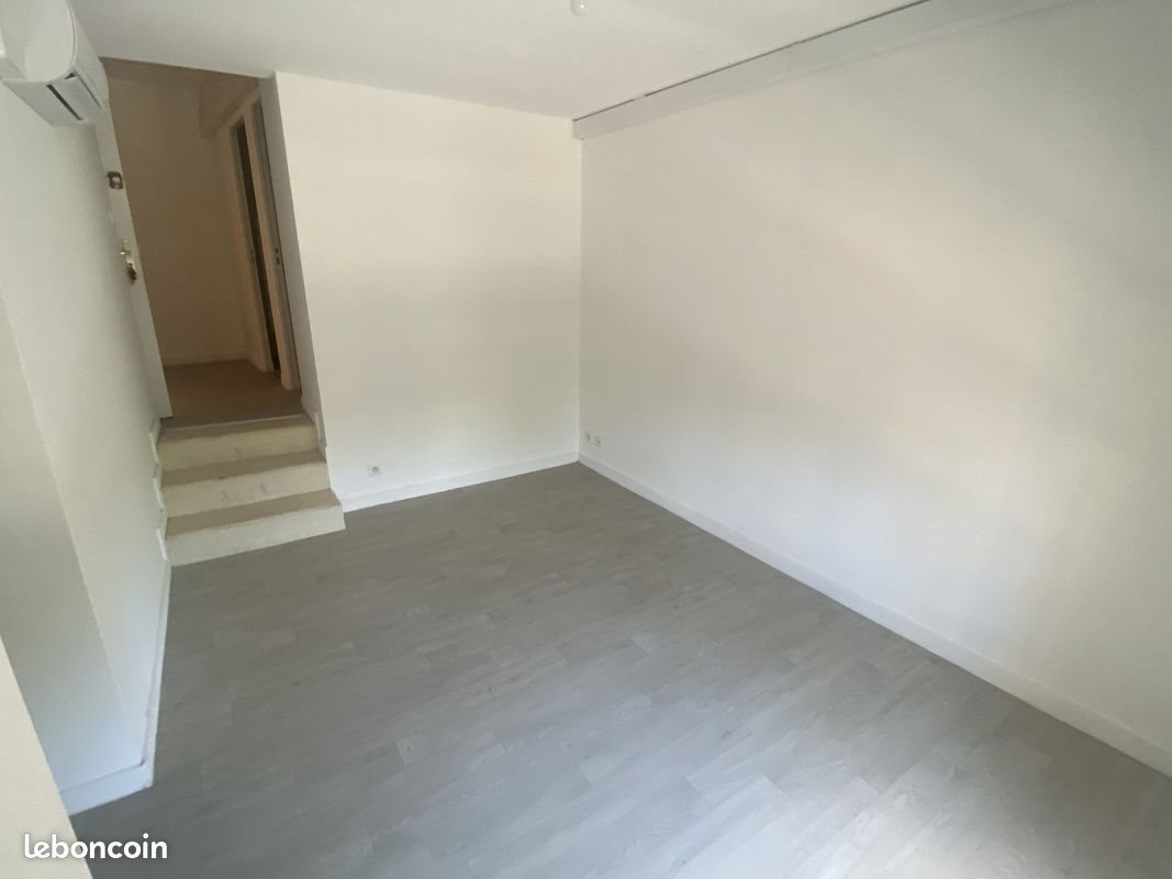 Appartement à louer, 41m², Argentat