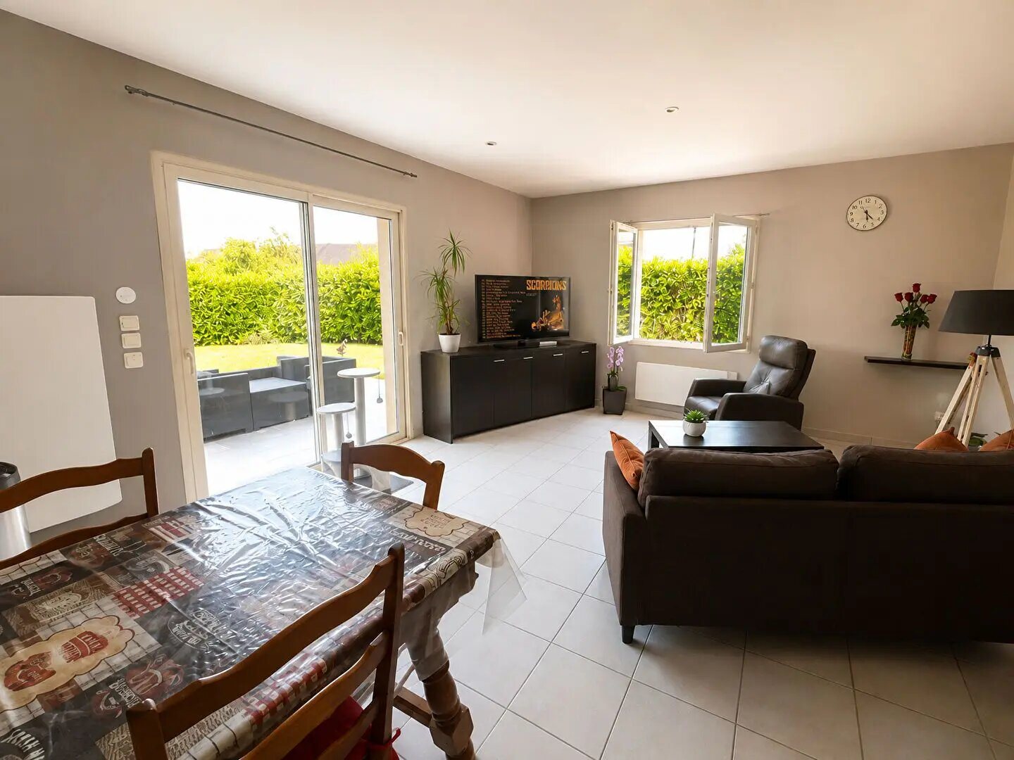 Maison à louer, 94m², Turquant