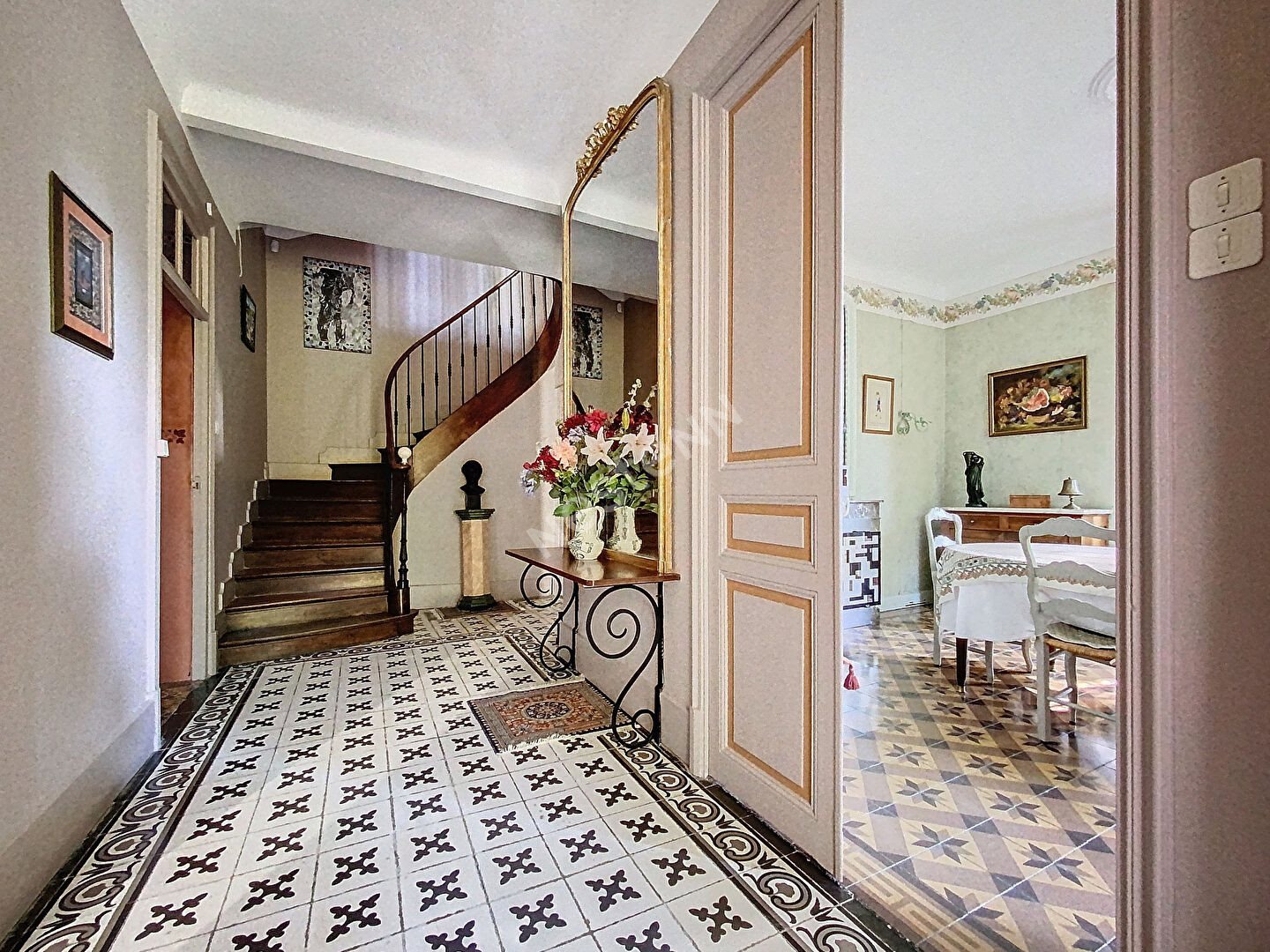 Maison à vendre, 295m², Sisteron