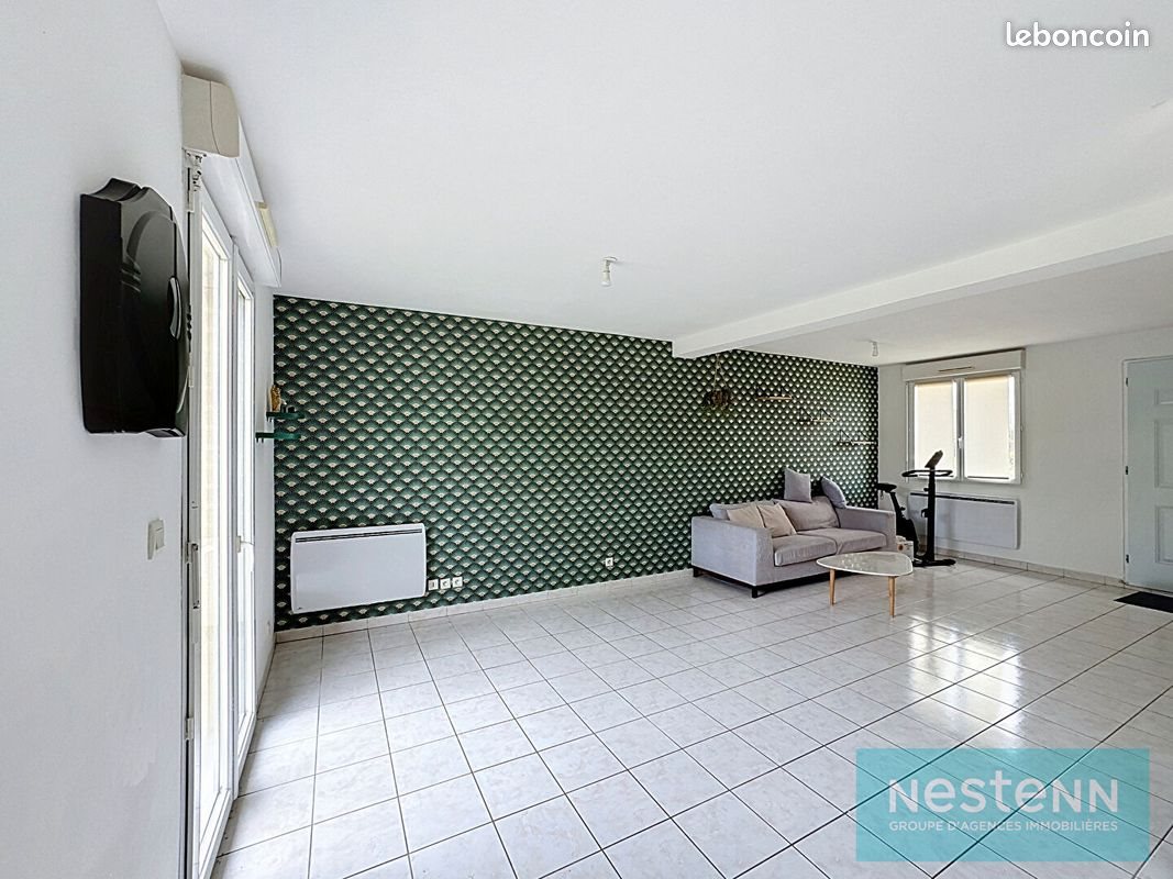 Maison à vendre, 93m², Pommeret