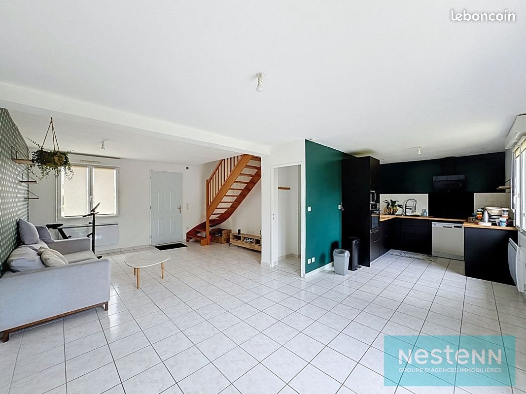 Maison à vendre, 93m², Pommeret
