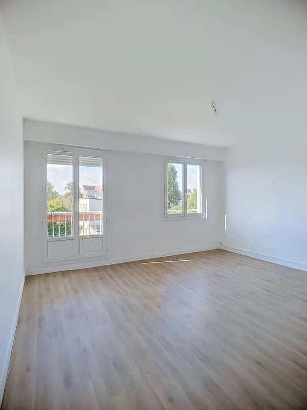 Appartement à louer, 70m², Étampes