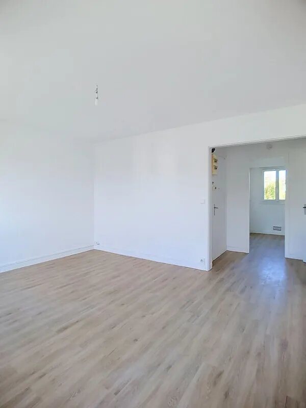 Appartement à louer, 70m², Étampes