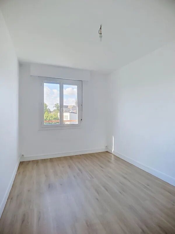 Appartement à louer, 70m², Étampes