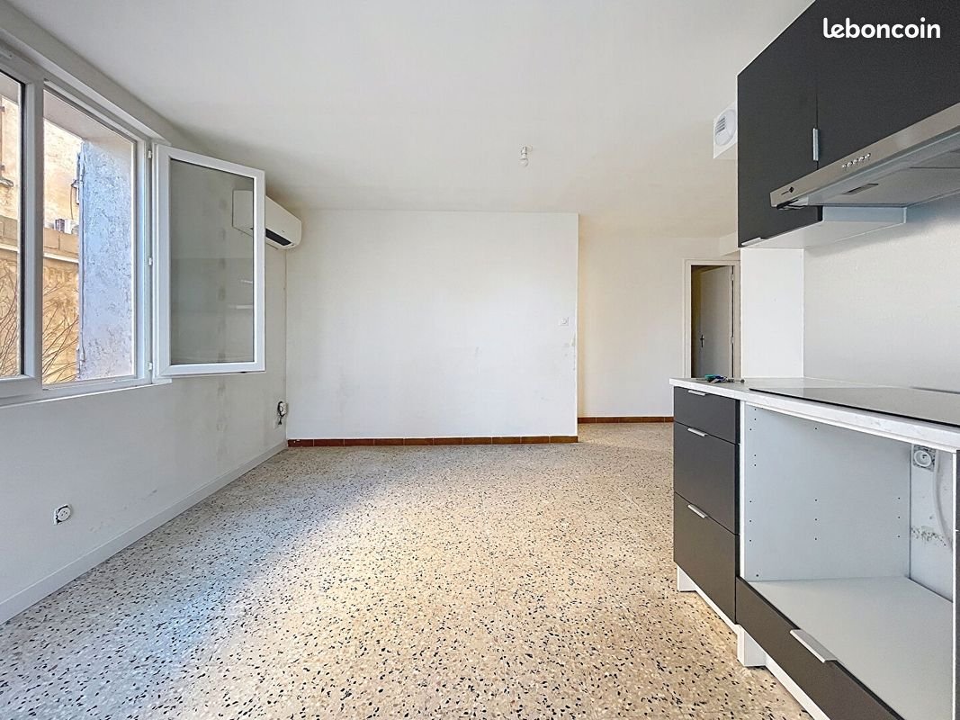 Appartement à louer, 40m², Marignane
