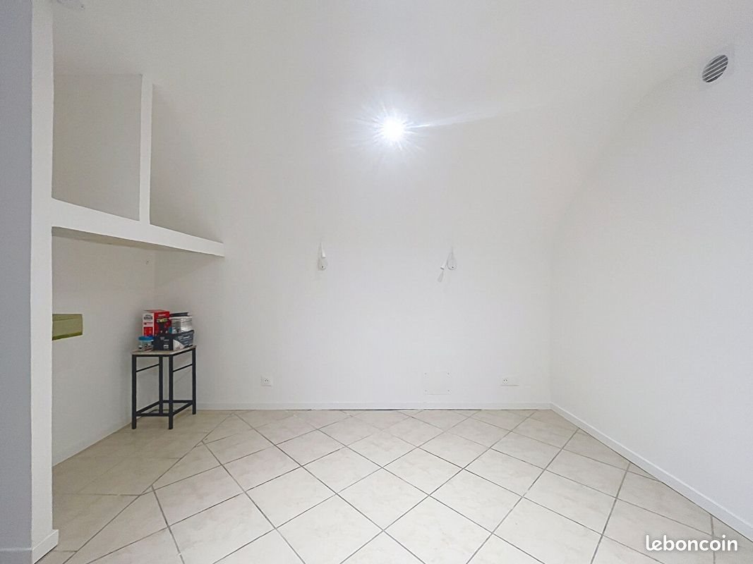 Appartement à louer, 30m², Velaux