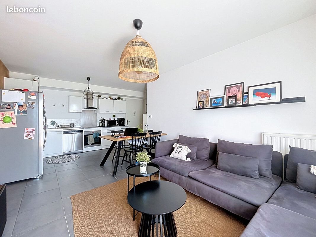 Appartement à louer, 60m², Vitrolles