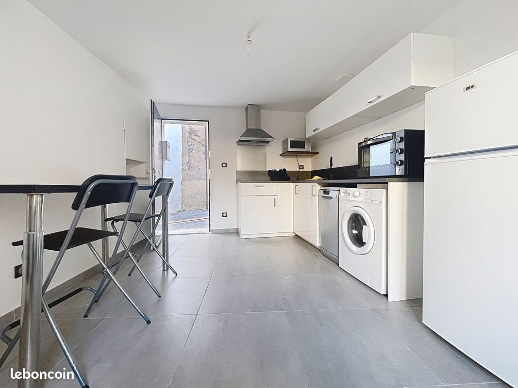 Appartement à louer, 27m², Velaux