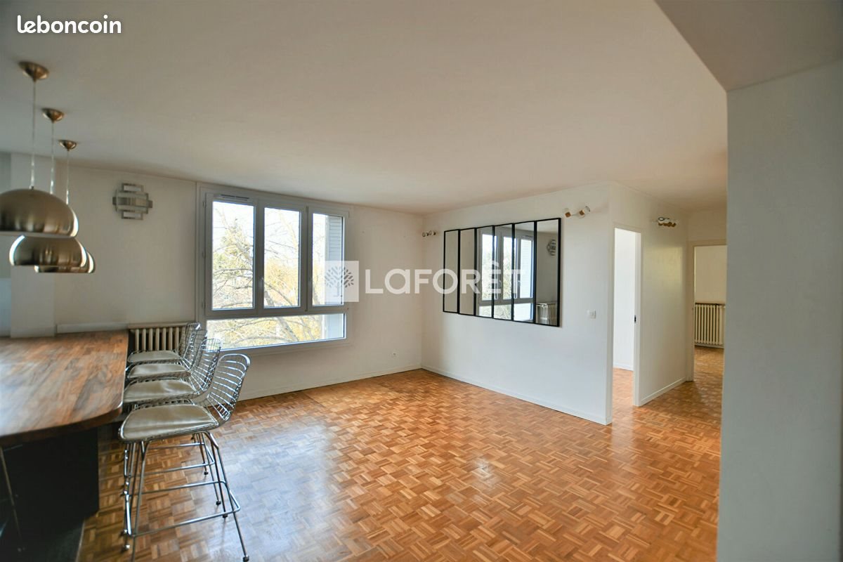 Appartement à louer, 67m², Bougival