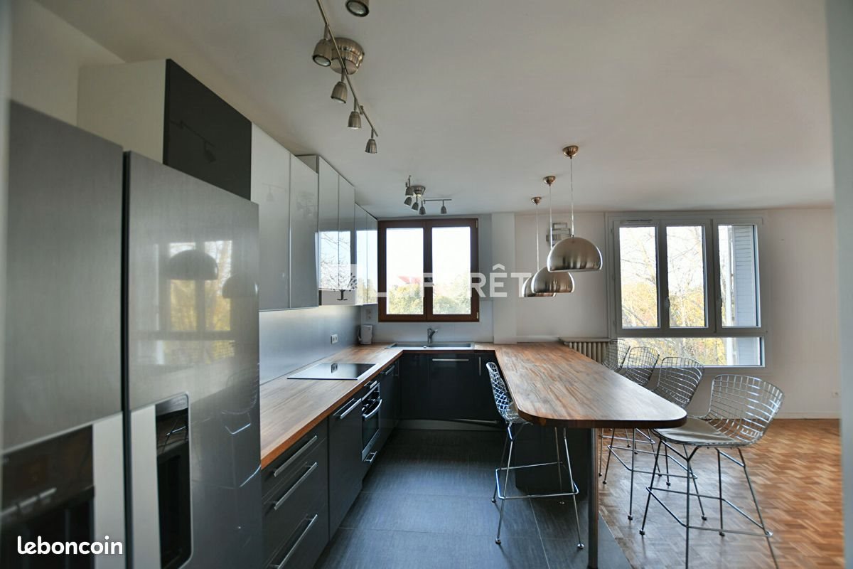 Appartement à louer, 67m², Bougival