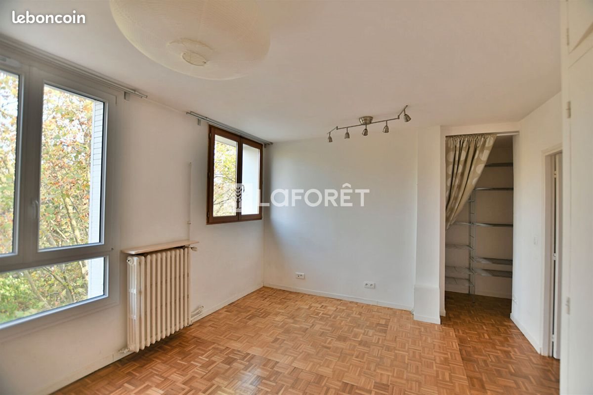 Appartement à louer, 67m², Bougival