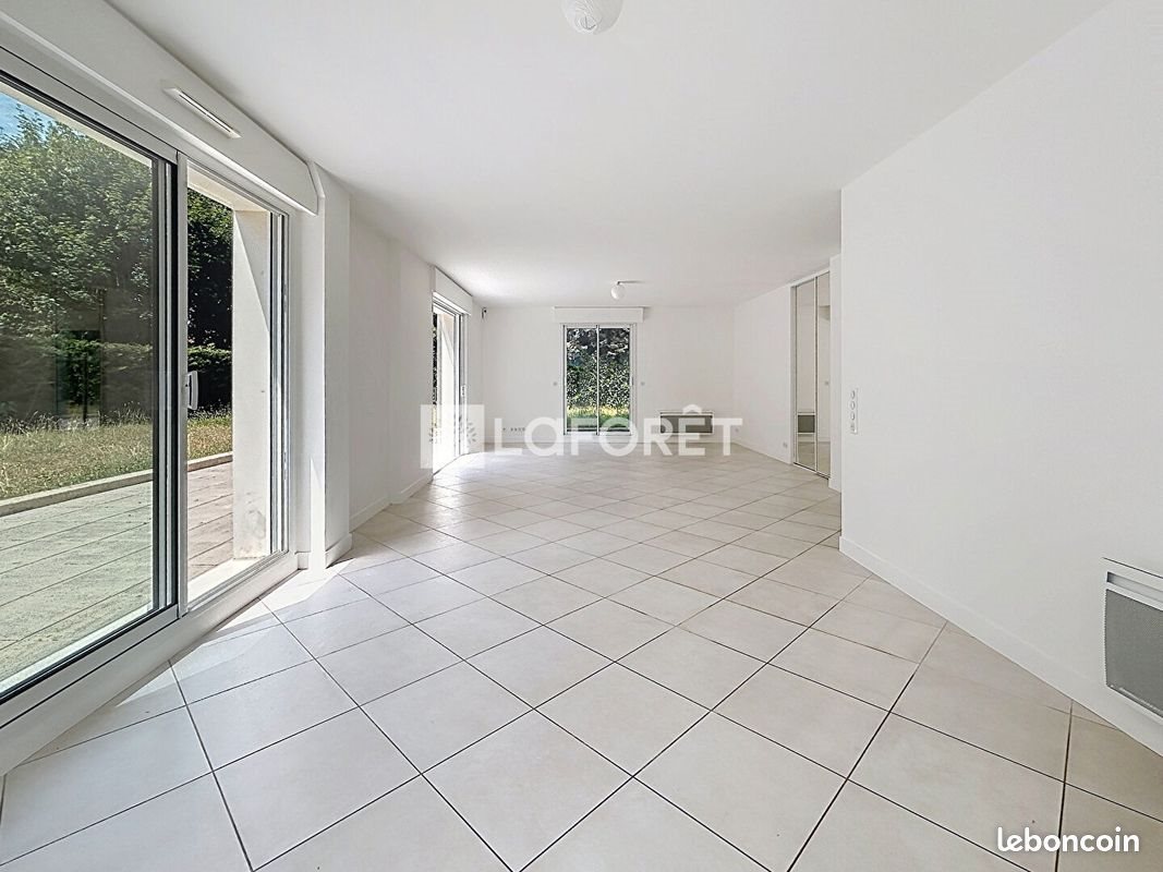 Maison à louer, 285m², La Celle-Saint-Cloud