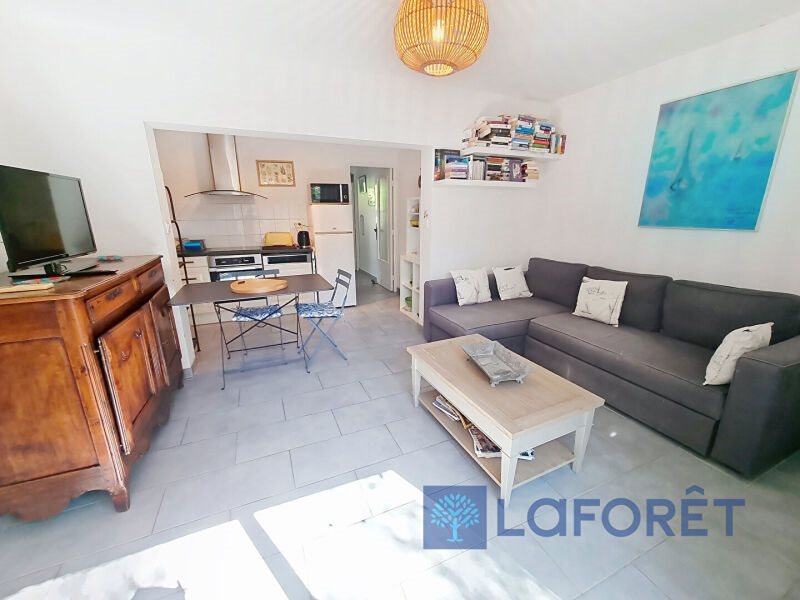 Maison à louer, 40m², Carqueiranne