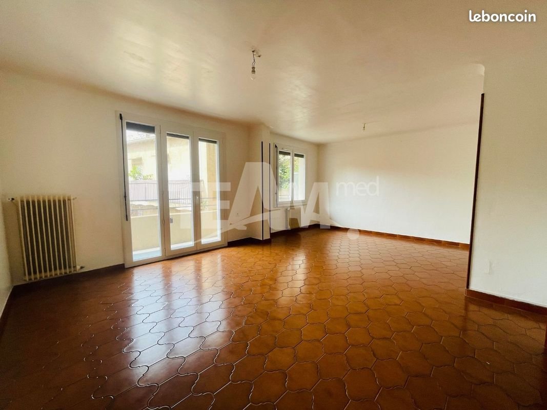Appartement à louer, 72m², Sète