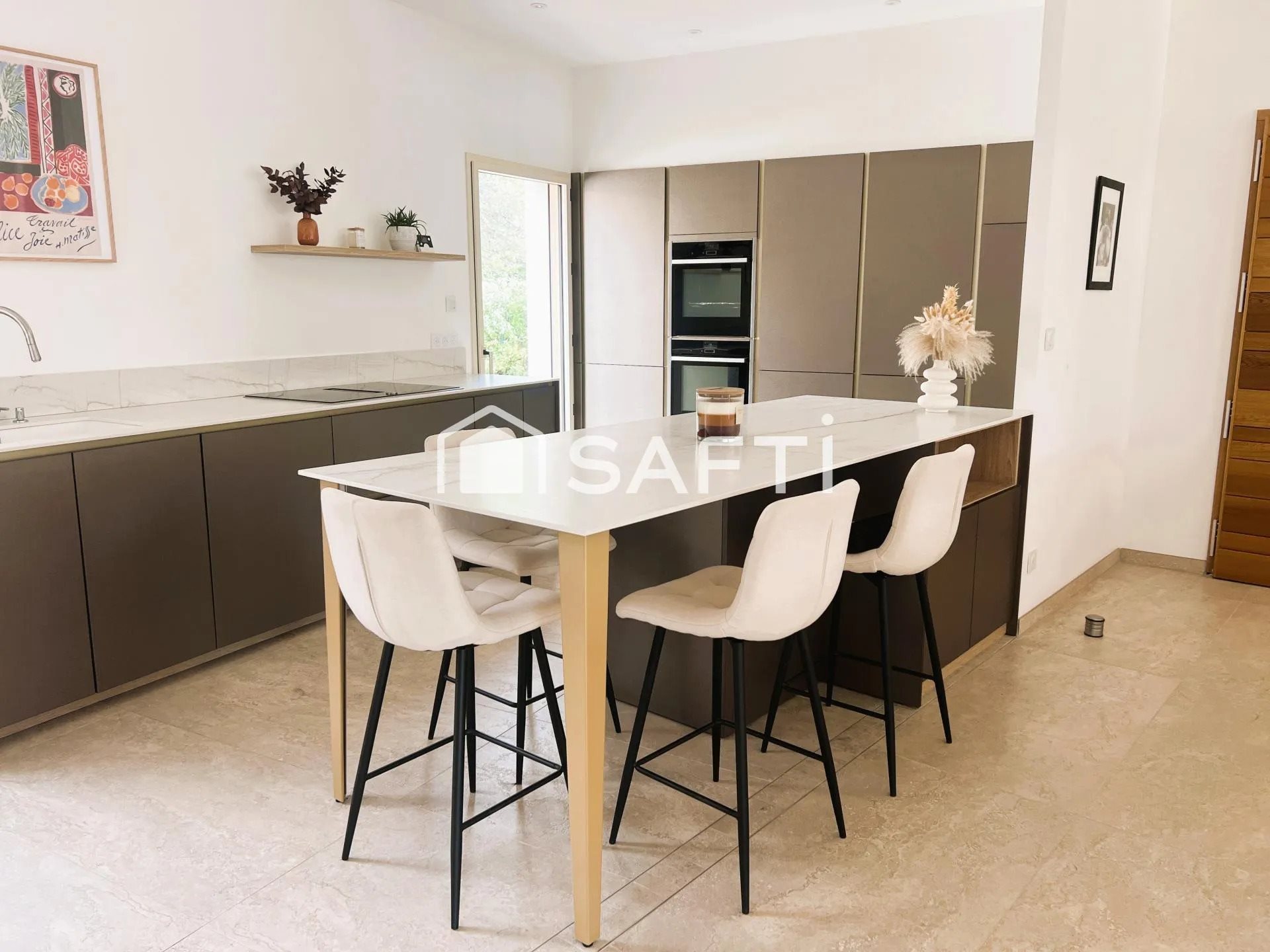 Maison à vendre, 220m², Camps-la-Source