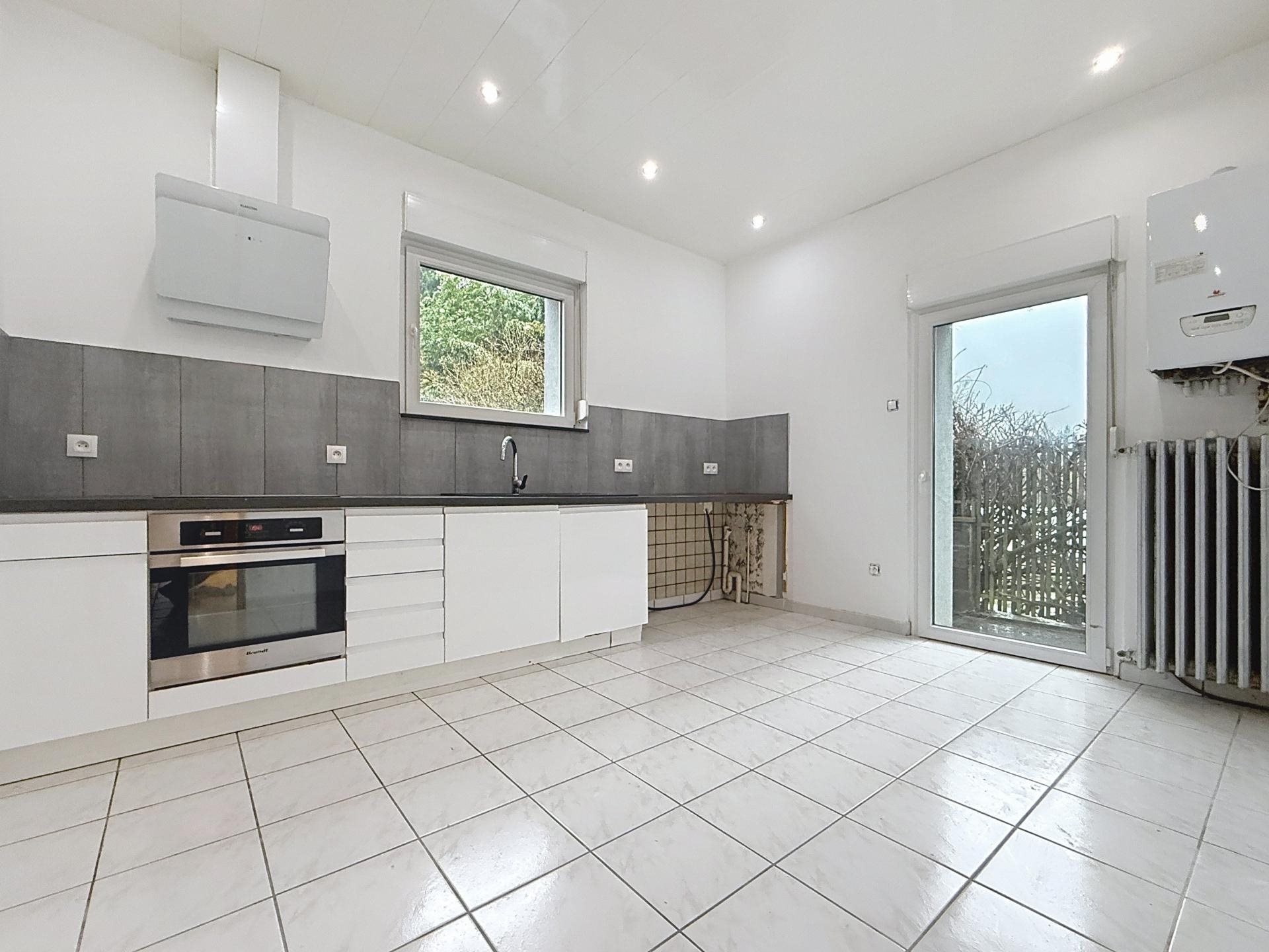 Maison à vendre, 106m², Mont-Saint-Martin
