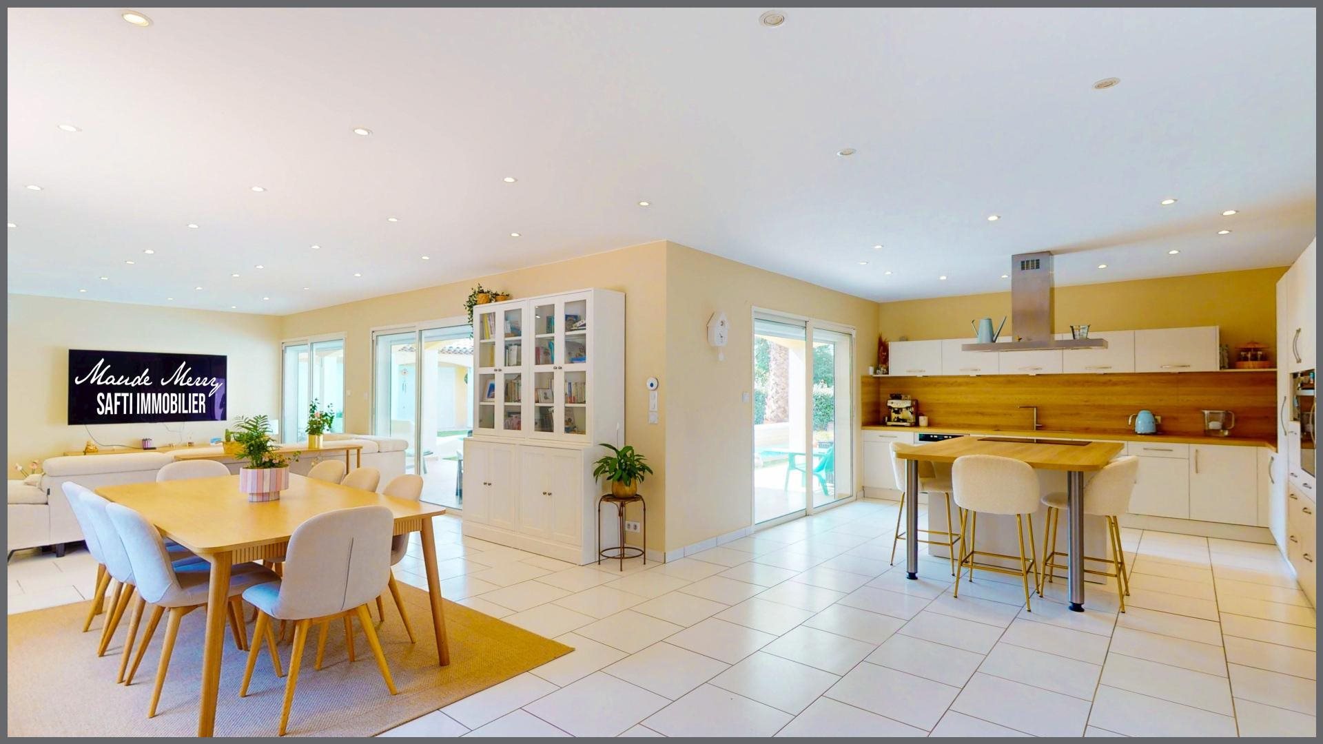 Maison à vendre, 160m², Sainte-Anastasie-sur-Issole