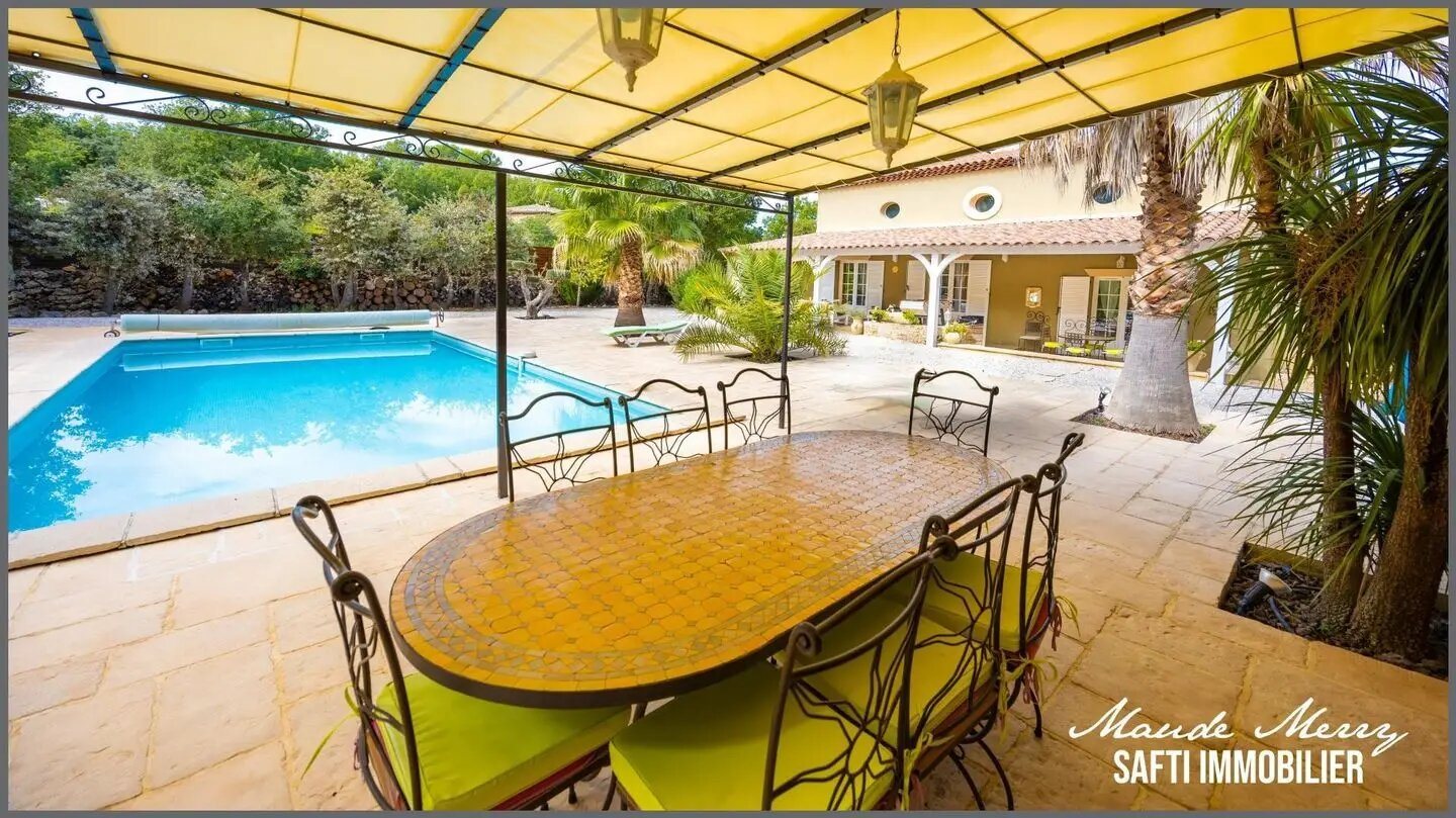 Maison à vendre, 206m², Besse-sur-Issole