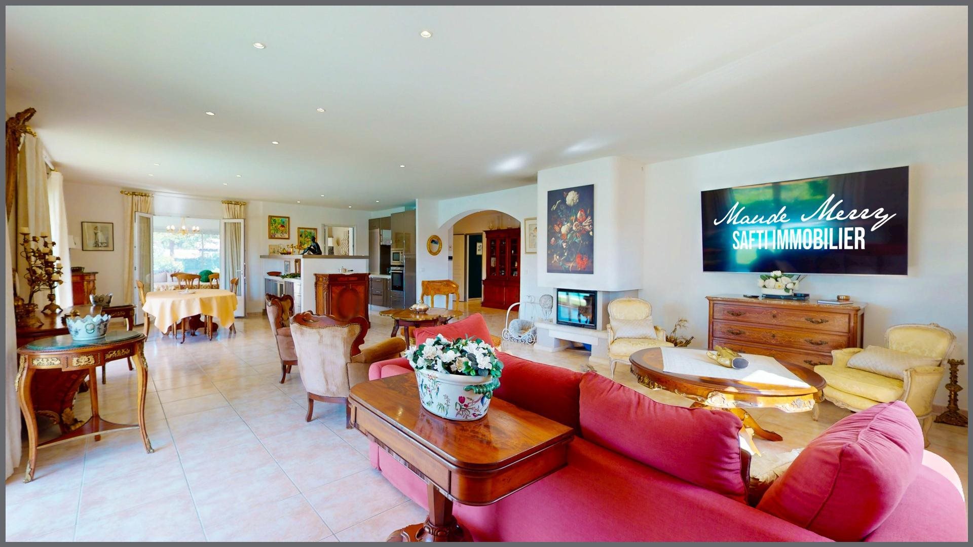 Maison à vendre, 210m², Forcalqueiret