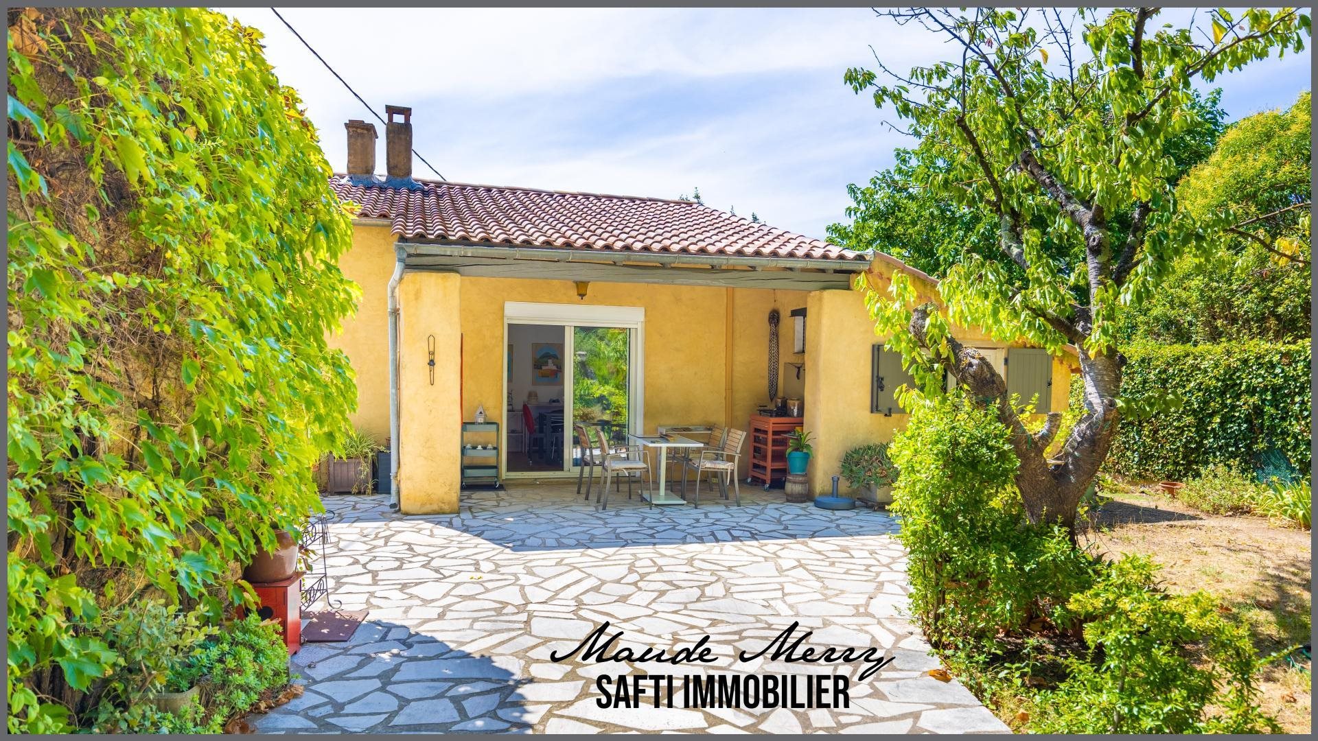Maison à vendre, 80m², La Roquebrussanne