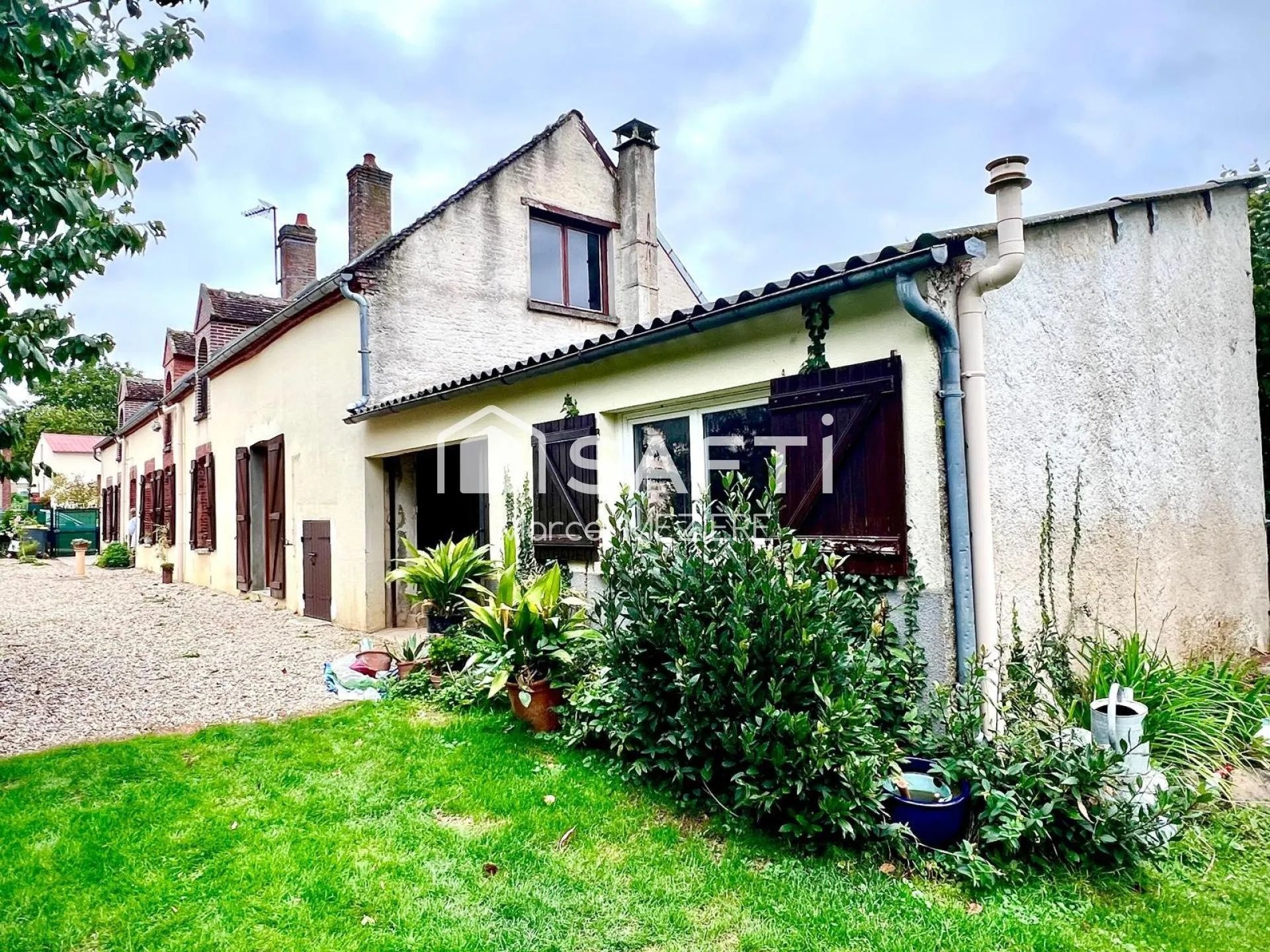 Maison à vendre, 157m², Saint-Maurice-aux-Riches-Hommes