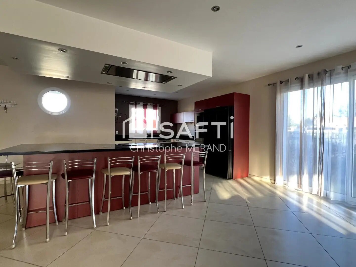 Maison à vendre, 185m², Dangé-Saint-Romain