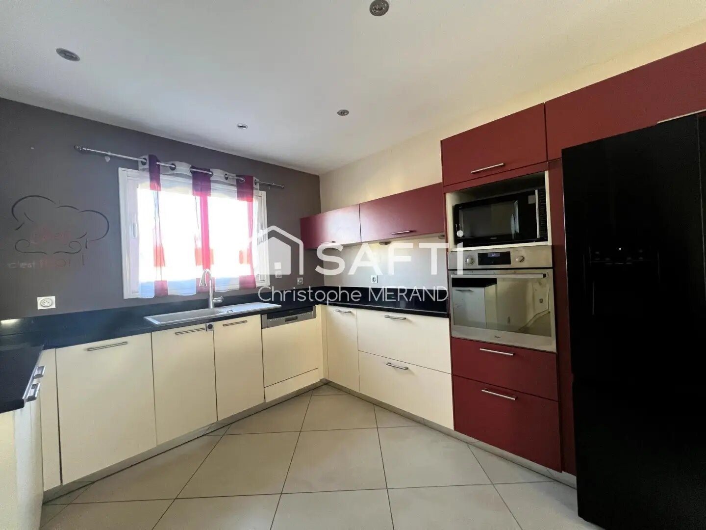 Maison à vendre, 185m², Dangé-Saint-Romain