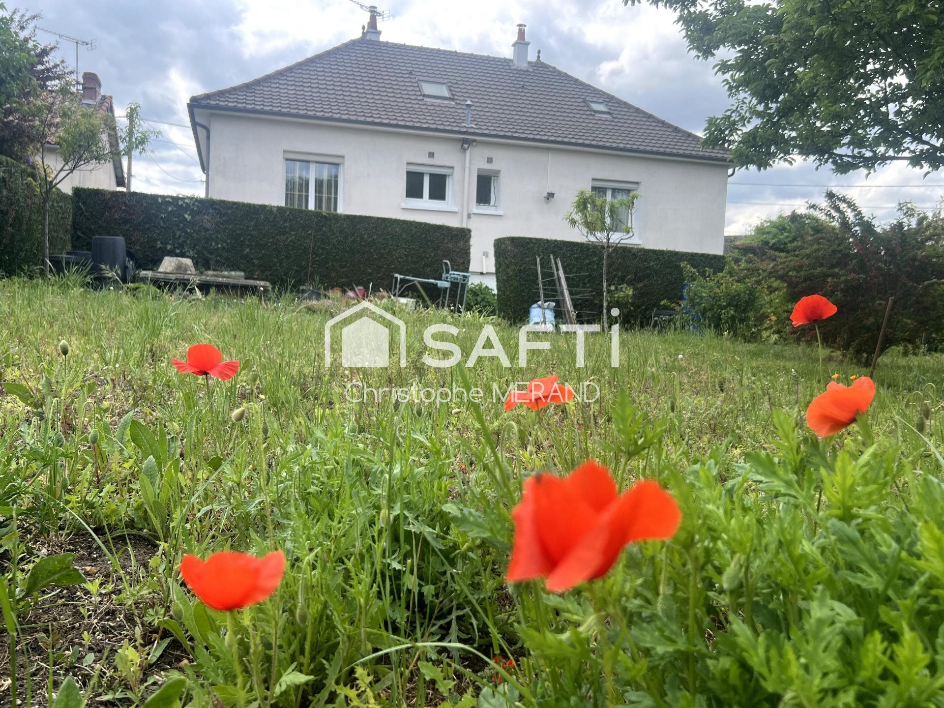 Maison à vendre, 118m², Dangé-Saint-Romain