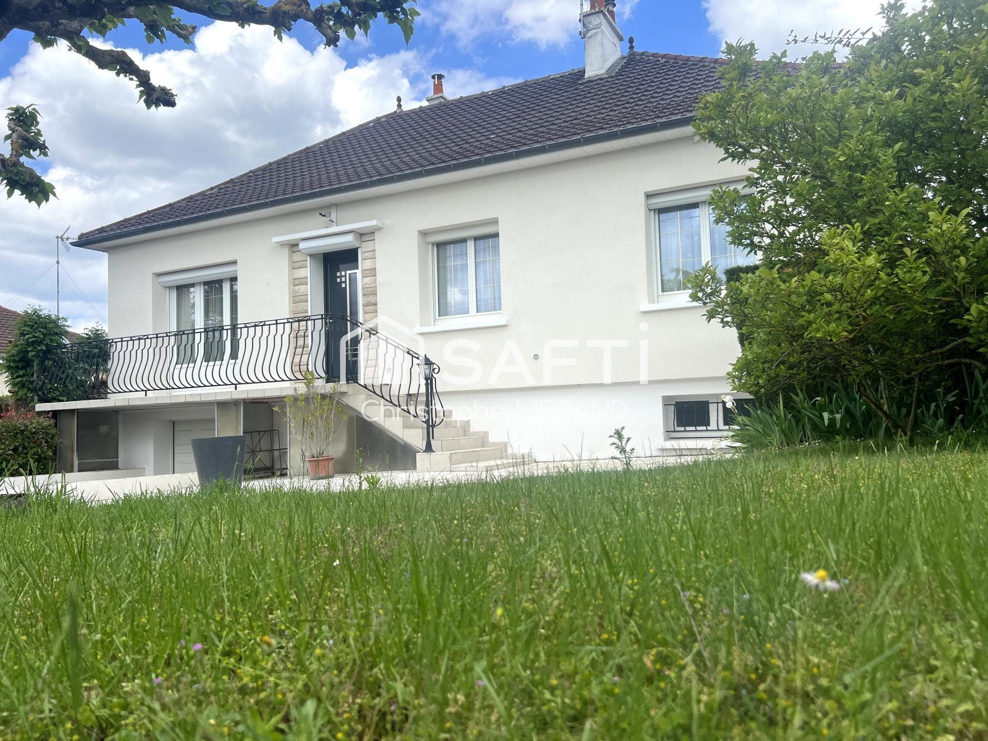 Maison à vendre, 118m², Dangé-Saint-Romain