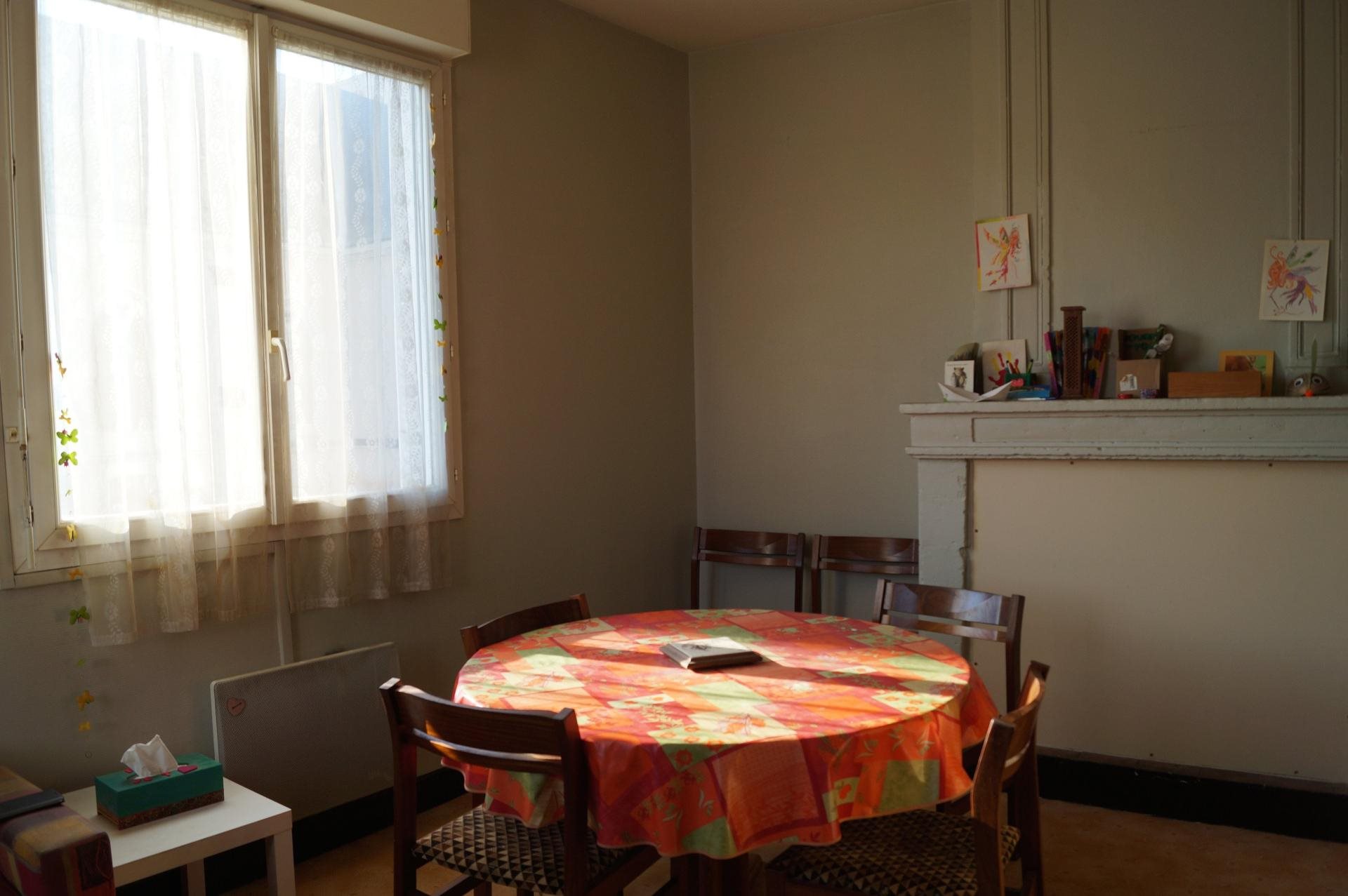 Maison à vendre, 82m², Dangé-Saint-Romain