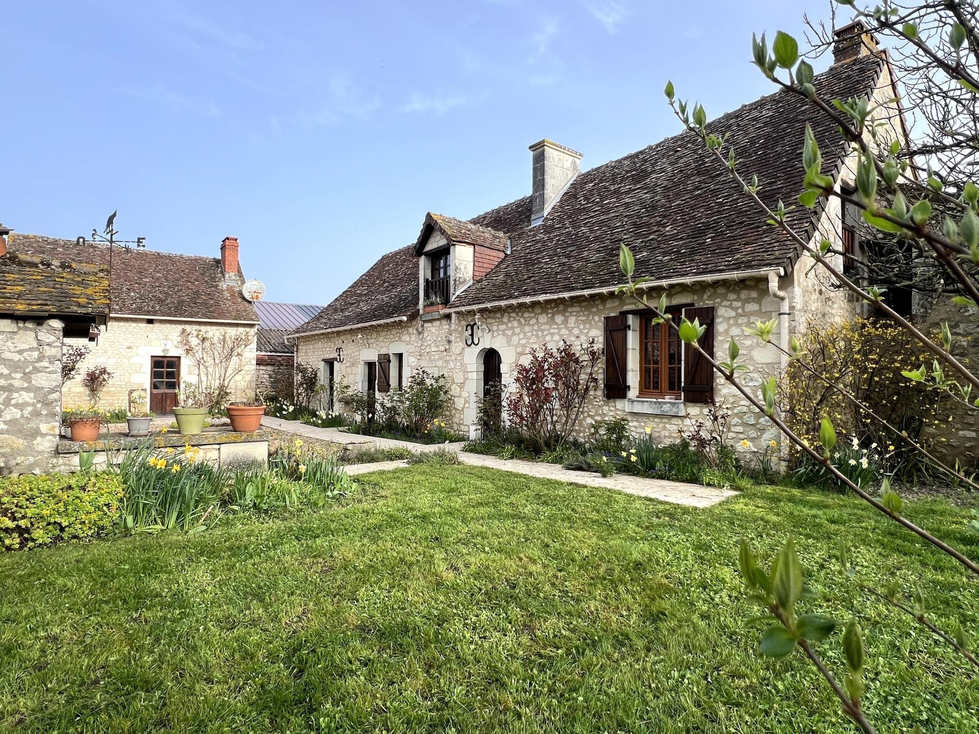 Maison à vendre, 143m², La Celle-Saint-Avant