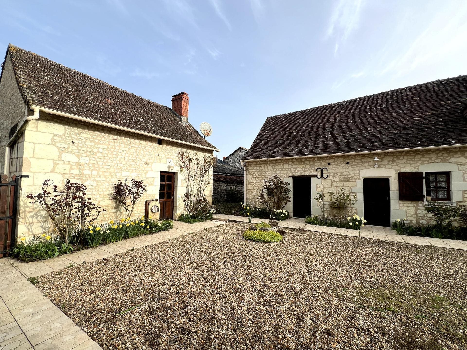 Maison à vendre, 143m², La Celle-Saint-Avant