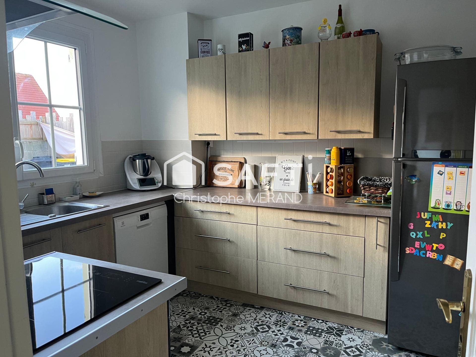Maison à vendre, 104m², Dangé-Saint-Romain