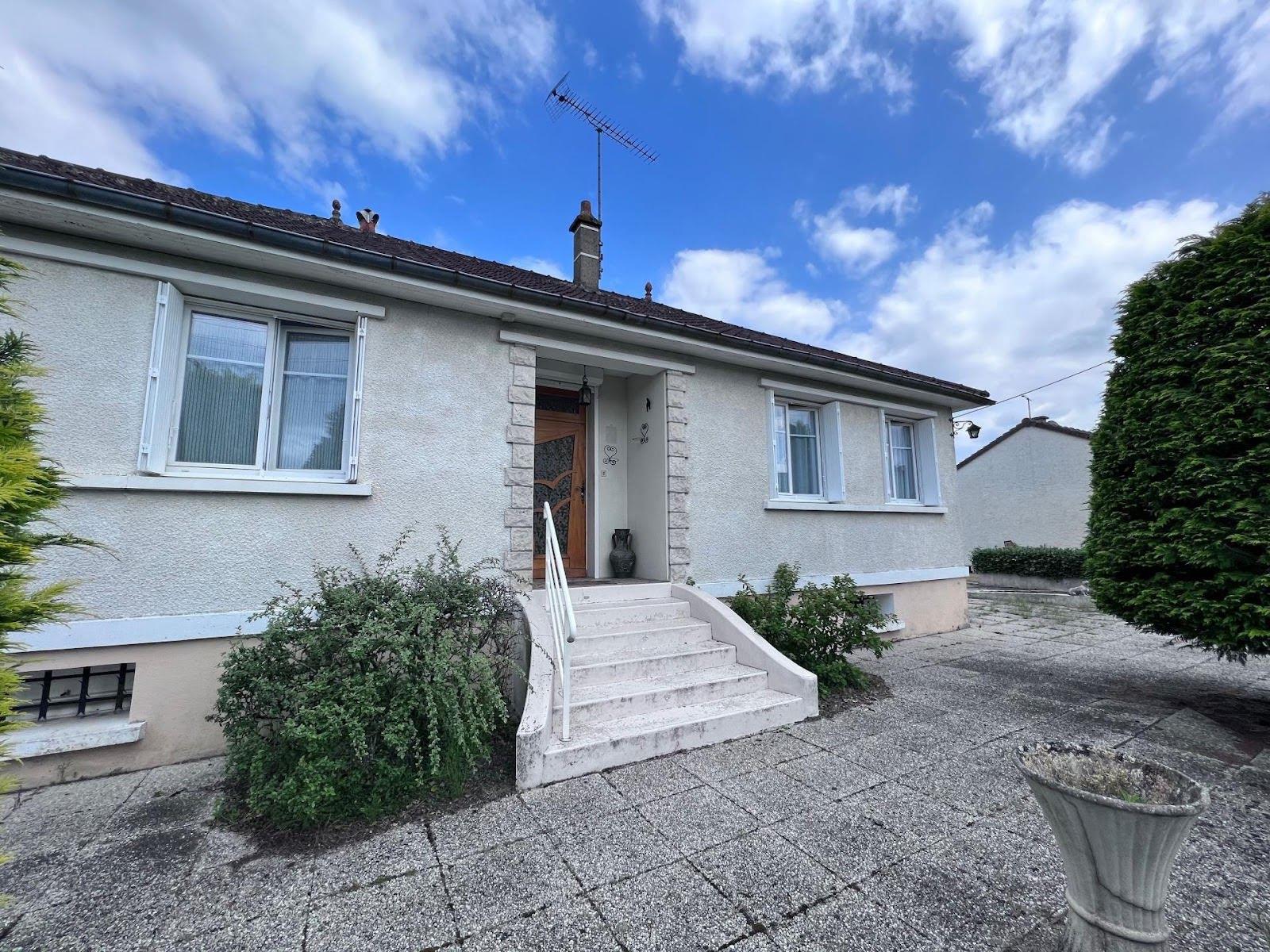 Maison à vendre, 131m², Les Ormes