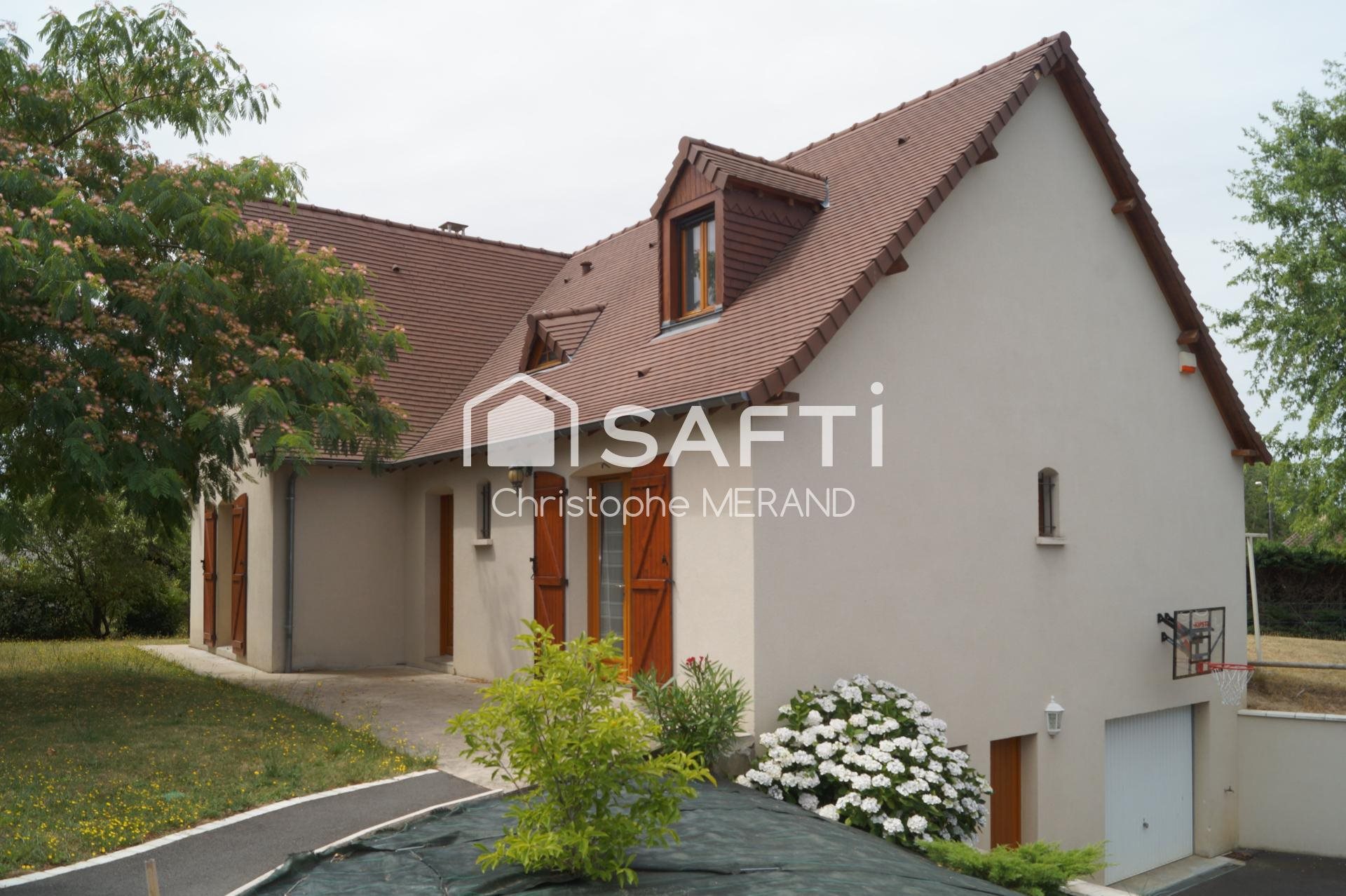 Maison à vendre, 137m², Dangé-Saint-Romain