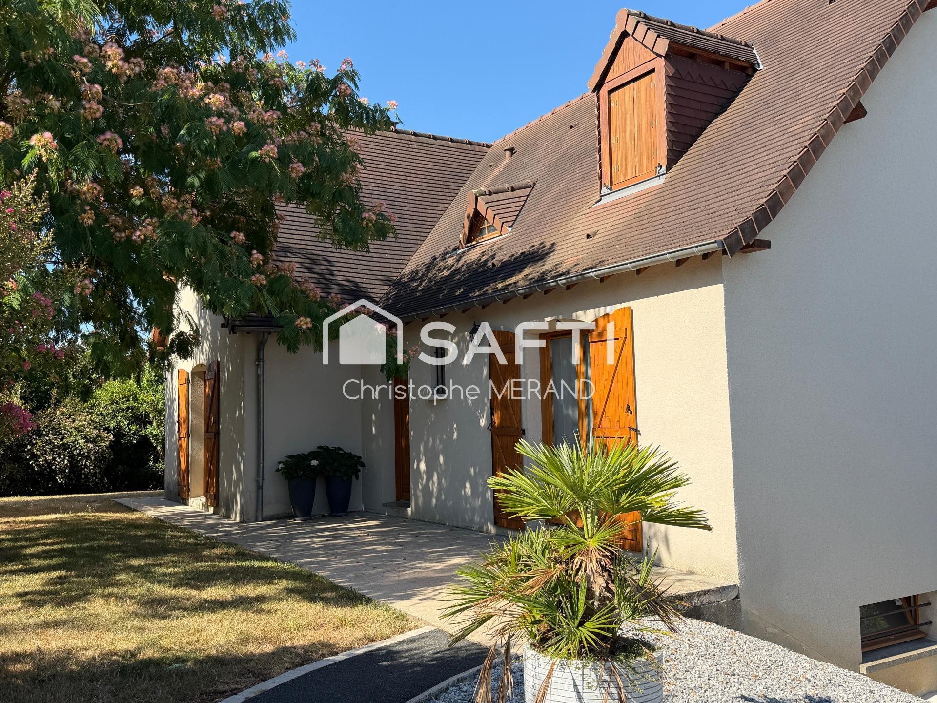 Maison à vendre, 137m², Dangé-Saint-Romain
