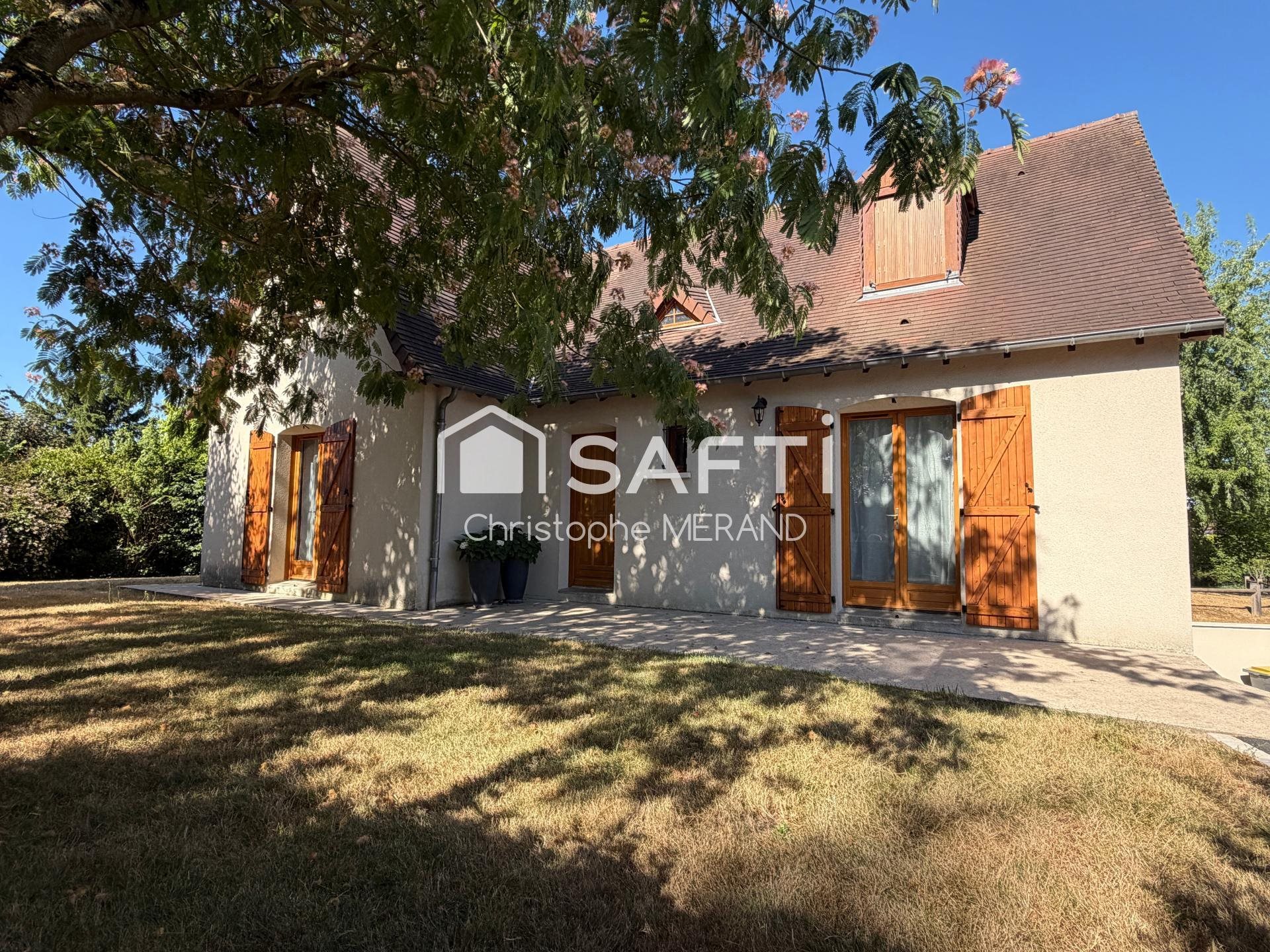 Maison à vendre, 137m², Dangé-Saint-Romain