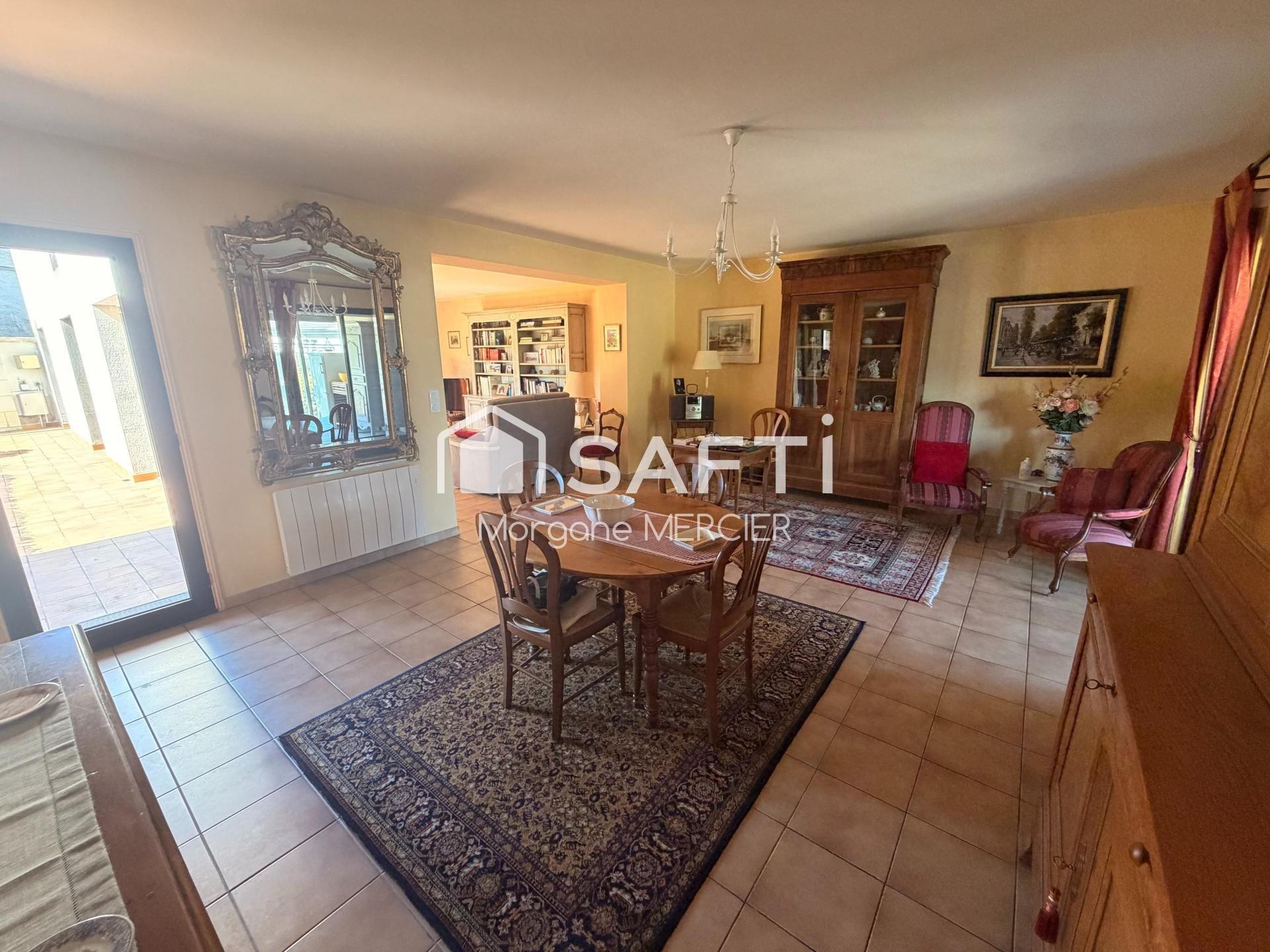 Maison à vendre, 147m², Thouars