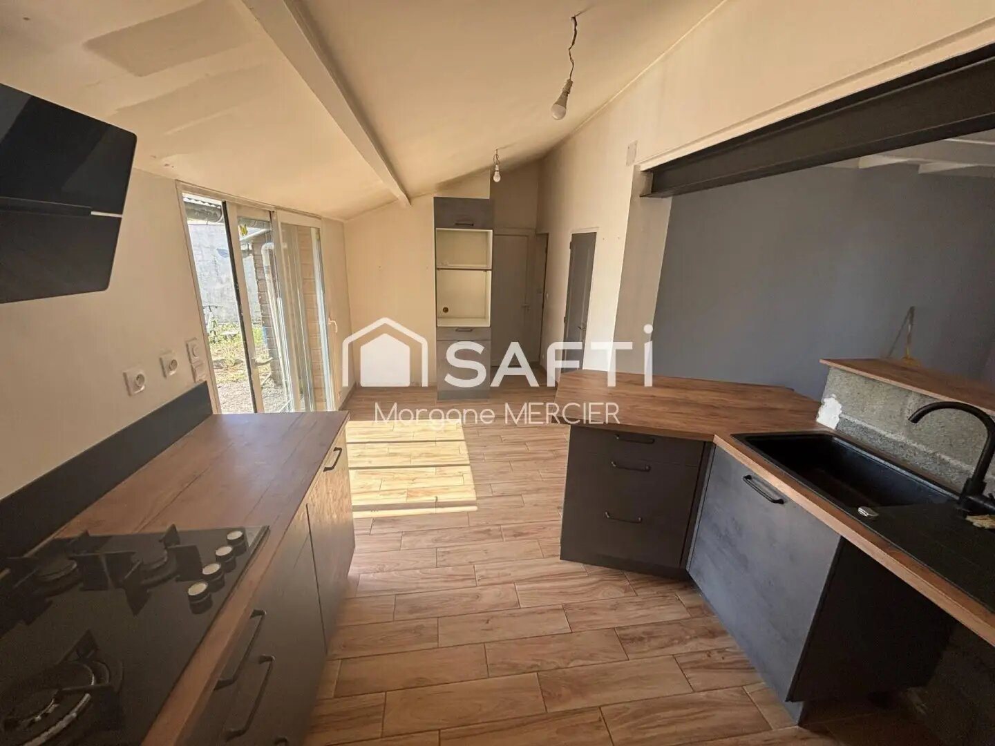Maison à vendre, 113m², Saint-Varent