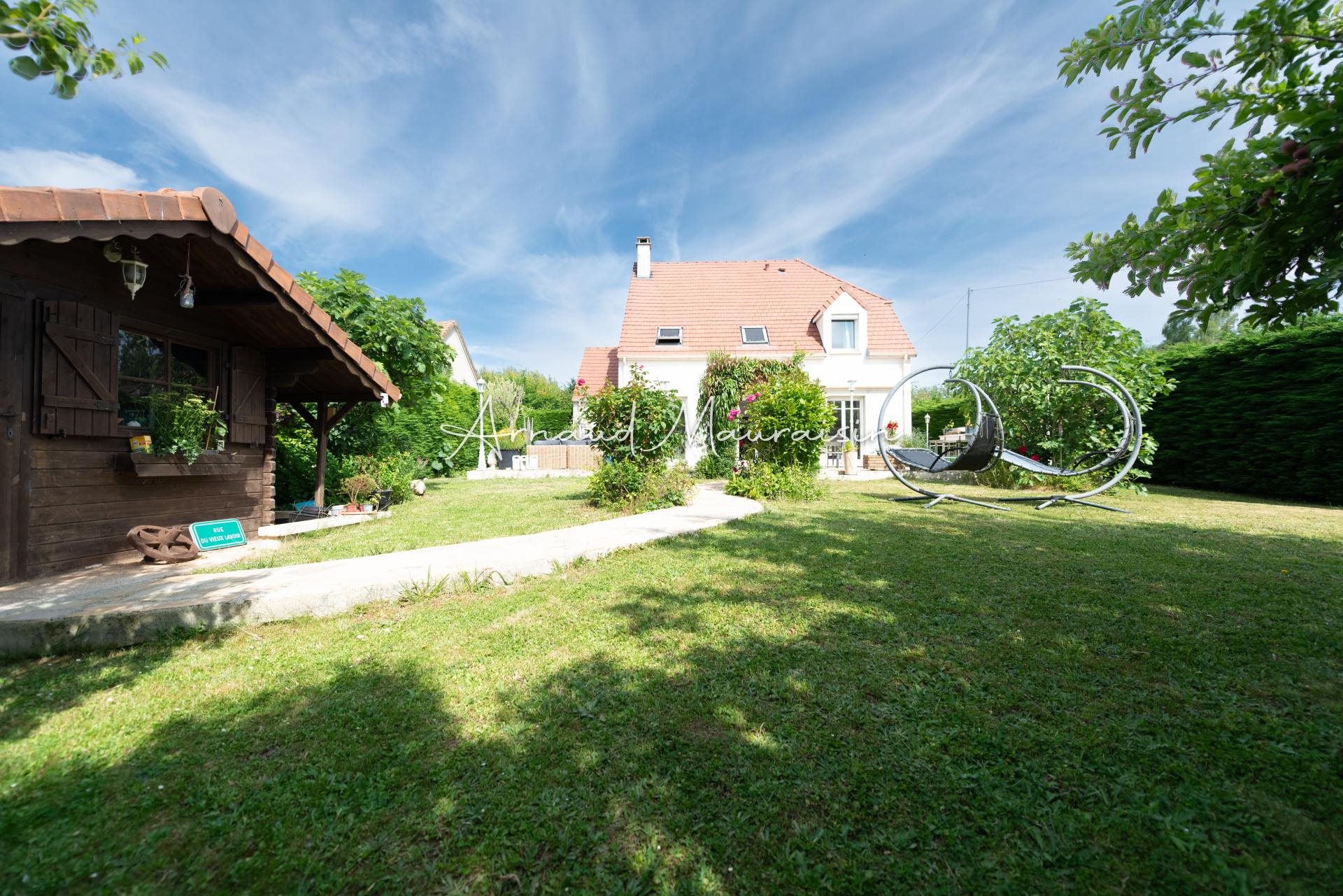 Maison à vendre, 134m², Saint-Witz