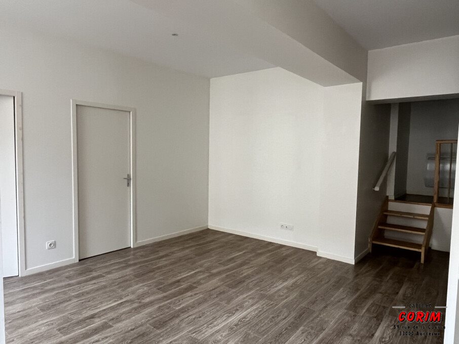 Appartement à louer, 81m², Bordeaux