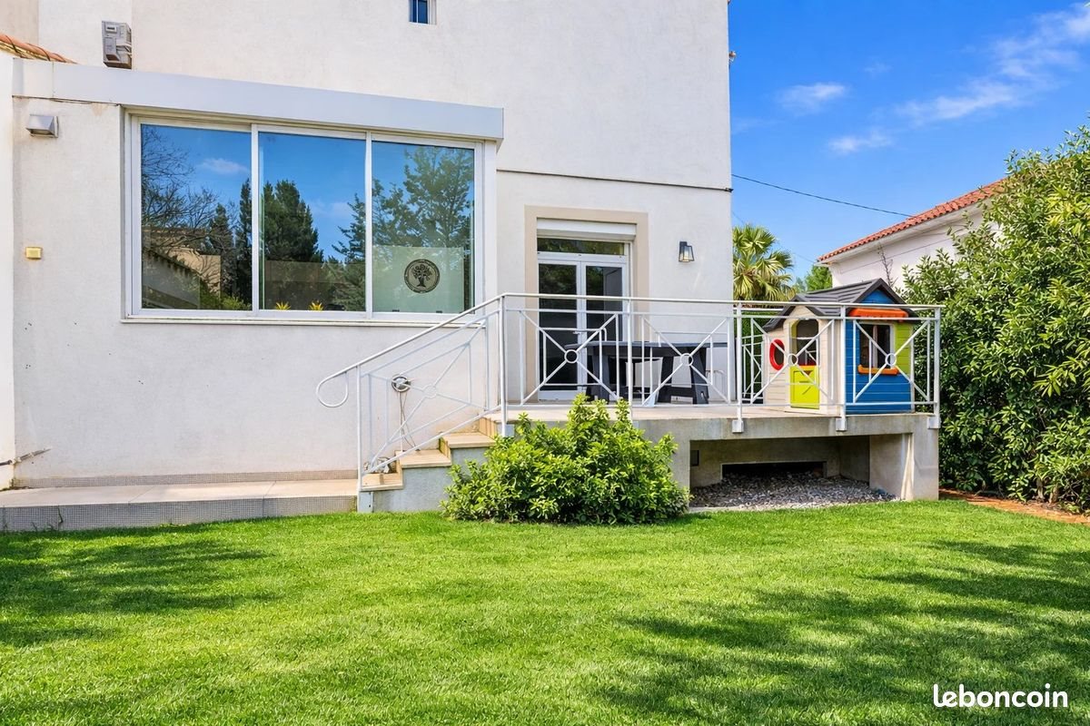 Maison à louer, 135m², Marseille 9ème